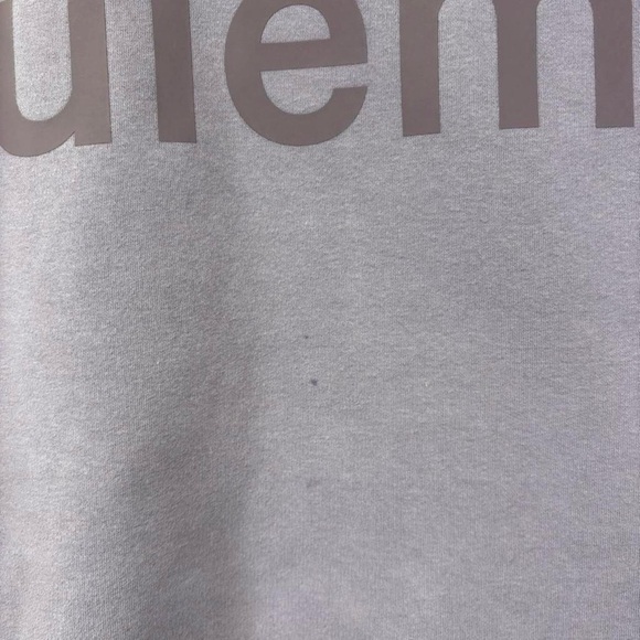 Lululemon Sweatshirt Womens Medium Purple Fleece Crewneck Pullover Logo Graphic - Picture 2 of 8